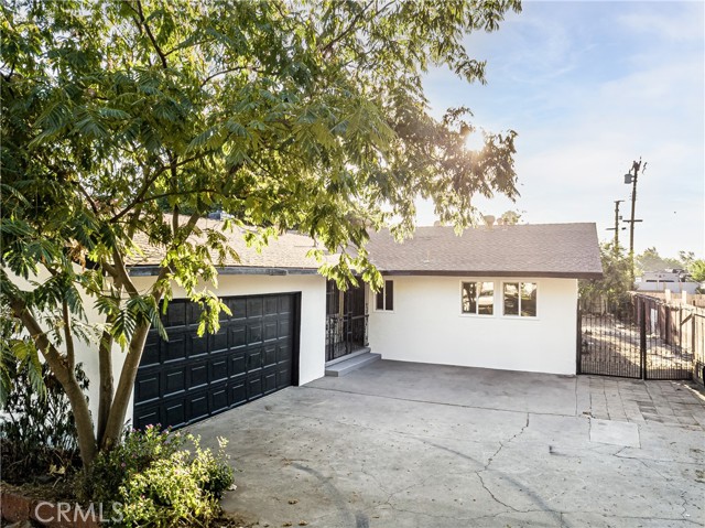2983 N Alameda Avenue, San Bernardino CA: https://media.crmls.org/medias/0985460c-cd3a-422a-b07a-136f1ce2bf11.jpg