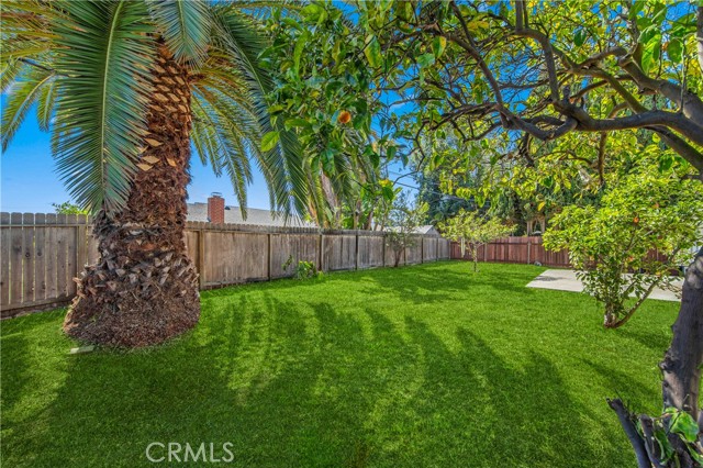 16271 Fairway Lane, Huntington Beach CA: https://media.crmls.org/medias/098574bb-8b97-4c64-8fa9-1447e4af8c4b.jpg