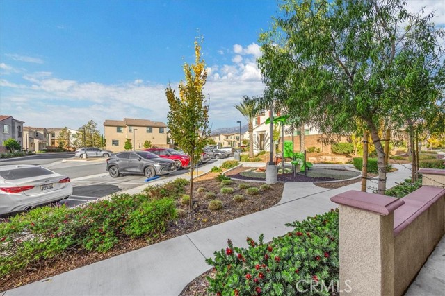 Detail Gallery Image 39 of 41 For 7155 Citrus Ave #302,  Fontana,  CA 92336 - 3 Beds | 2/1 Baths