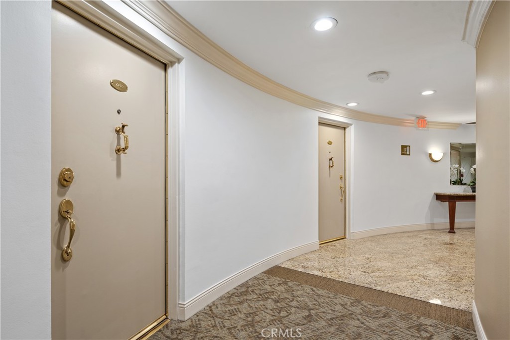 MLS #OC25246046 image #30