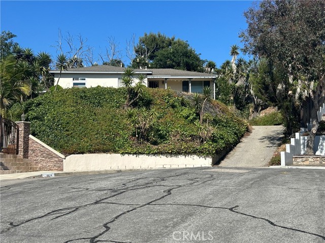 2215 Hall Court, Redondo Beach, California 90278, 3 Bedrooms Bedrooms, ,2 BathroomsBathrooms,Residential,Sold,Hall,IN24156807