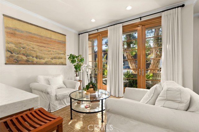 Detail Gallery Image 8 of 37 For 500 Goldenrod Ave, Corona Del Mar,  CA 92625 - 3 Beds | 2/1 Baths