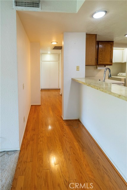 Detail Gallery Image 12 of 37 For 242 E Fern Ave #208,  Redlands,  CA 92373 - 2 Beds | 2 Baths