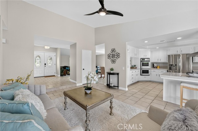 Detail Gallery Image 6 of 44 For 6701 E Leafwood Dr, Anaheim Hills,  CA 92807 - 3 Beds | 2 Baths