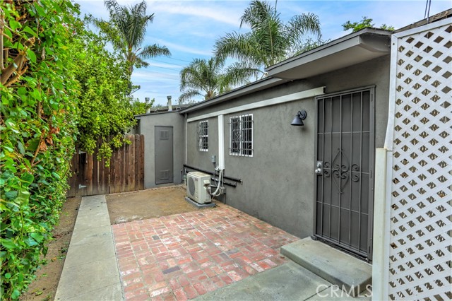 Detail Gallery Image 24 of 28 For 7033 Hazeltine Ave, Van Nuys,  CA 91405 - – Beds | – Baths