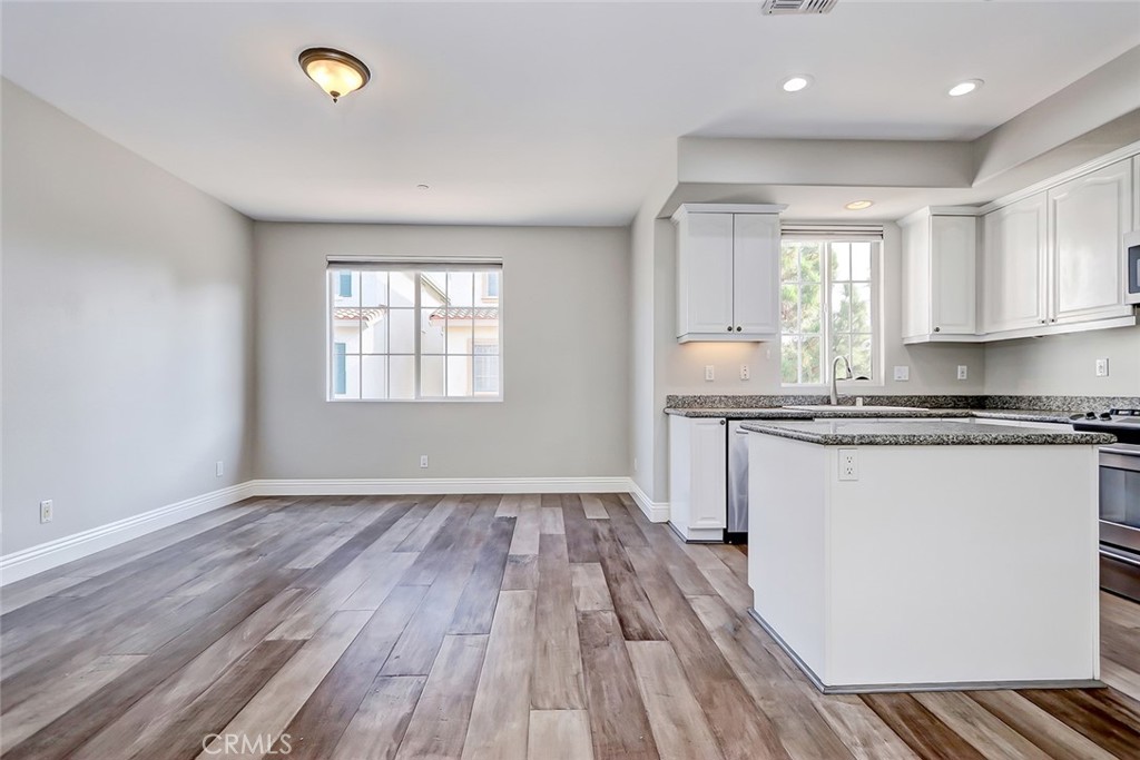 700 Meyer Lane 16