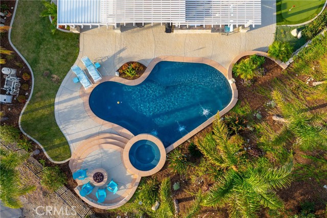 Detail Gallery Image 3 of 42 For 17909 Lapis, San Bernardino,  CA 92407 - 4 Beds | 2 Baths