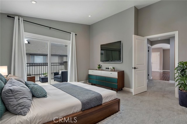 3435 Salisbury Circle, Orange CA: https://media.crmls.org/medias/098a0bff-2e6f-4d42-9402-f95d717a1de0.jpg