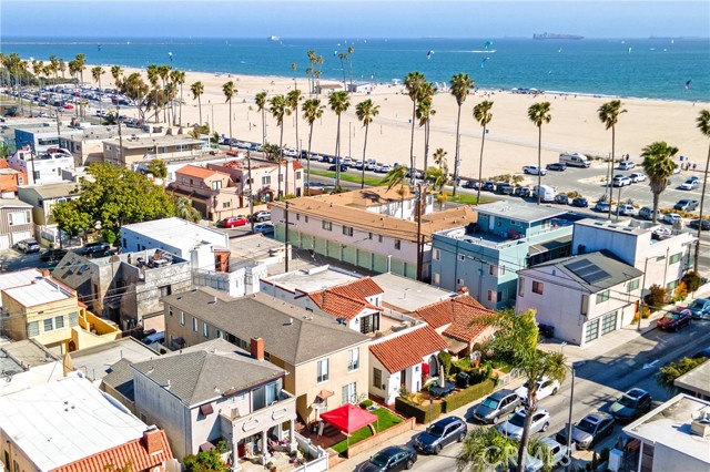 Detail Gallery Image 2 of 5 For 32 La Verne Ave, Long Beach,  CA 90803 - – Beds | – Baths