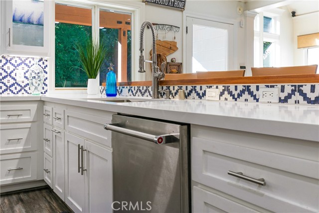 Detail Gallery Image 15 of 48 For 343 Garden, Lake Arrowhead,  CA 92352 - 5 Beds | 3 Baths