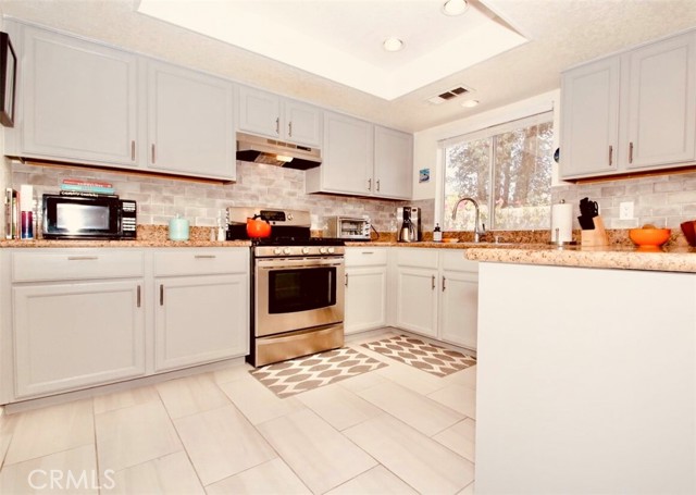 390 W Cortez, Palm Springs, CA 92262