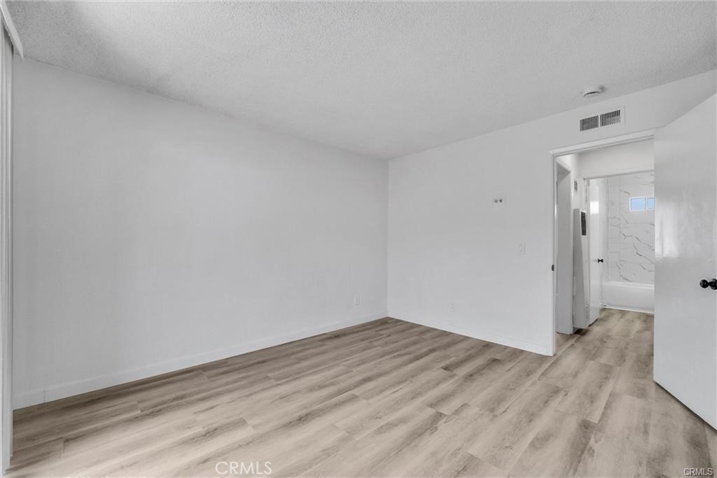 MLS #WS25259712 image #10