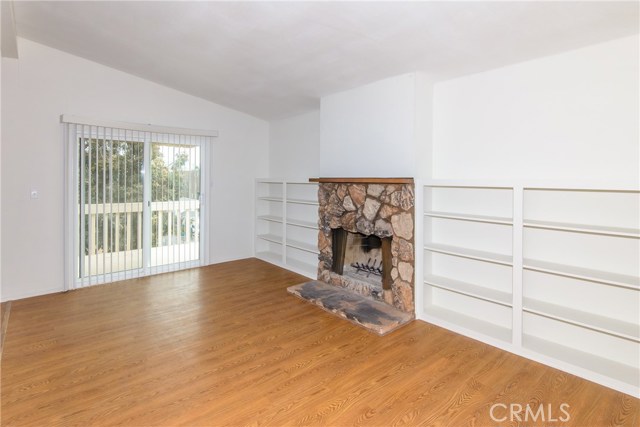 920 Loma Drive, Hermosa Beach, California 90254, 3 Bedrooms Bedrooms, ,2 BathroomsBathrooms,Residential,Sold,Loma,SB17005195