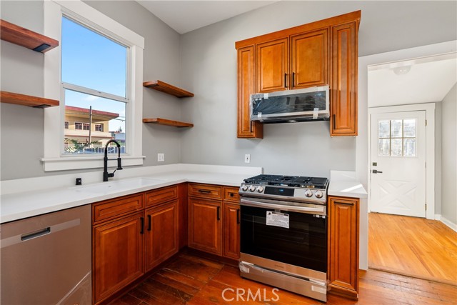 Detail Gallery Image 13 of 30 For 1705 Oak St, Paso Robles,  CA 93446 - 3 Beds | 2 Baths