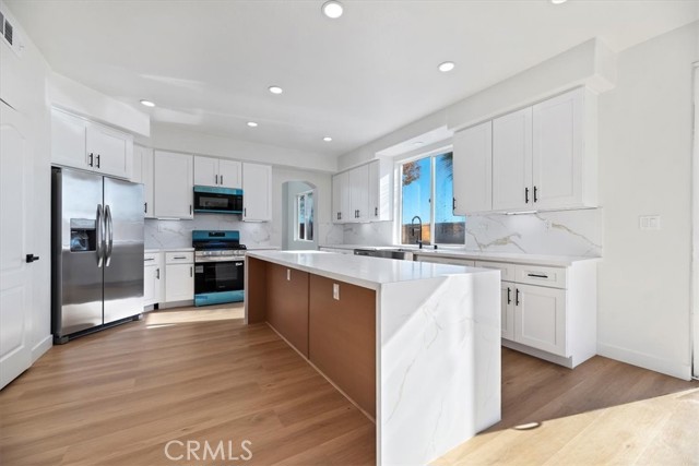 Detail Gallery Image 11 of 29 For 2870 Newcastle, San Jacinto,  CA 92582 - 4 Beds | 3 Baths