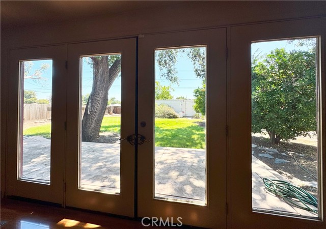 1041 Golden Gate Avenue, Dos Palos CA: https://media.crmls.org/medias/098cf175-4531-46cd-985b-3354cbfadb9d.jpg