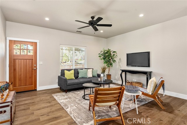 Detail Gallery Image 5 of 33 For 6298 Ponderosa Way, Magalia,  CA 95954 - 2 Beds | 2 Baths