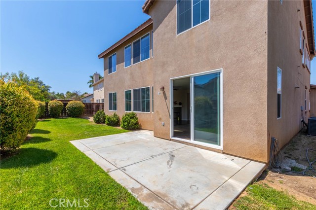 30315 Laruns Street, Murrieta CA: https://media.crmls.org/medias/098e5dff-cd2f-4583-9781-baa0a073de37.jpg