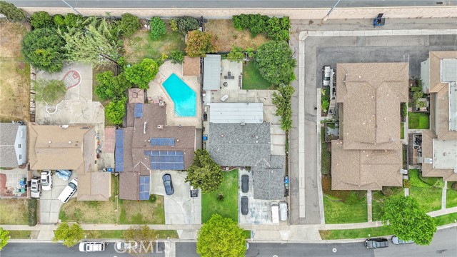 Detail Gallery Image 39 of 43 For 2501 Deodar St, Santa Ana,  CA 92705 - 3 Beds | 2 Baths