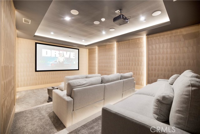 Detail Gallery Image 25 of 28 For 5170 Amestoy, Encino,  CA 91316 - 5 Beds | 6/2 Baths