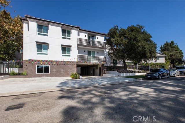 Front Image Thumbnail for CRGD26068412