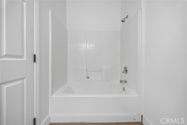 231 Sunny Meadow Drive, Bakersfield CA: https://media.crmls.org/medias/0990184d-d404-44d3-8f1c-7ec50ad3eda2.jpg