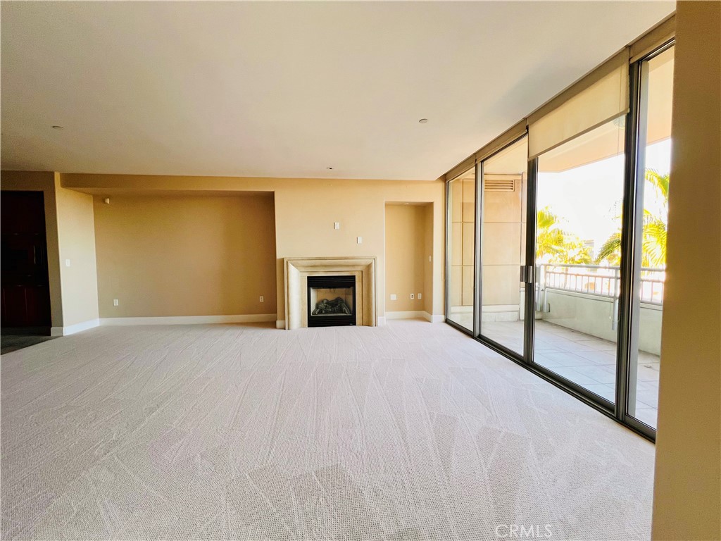 0990d92b 2393 4a7f Aaa0 4ad8a4092df2