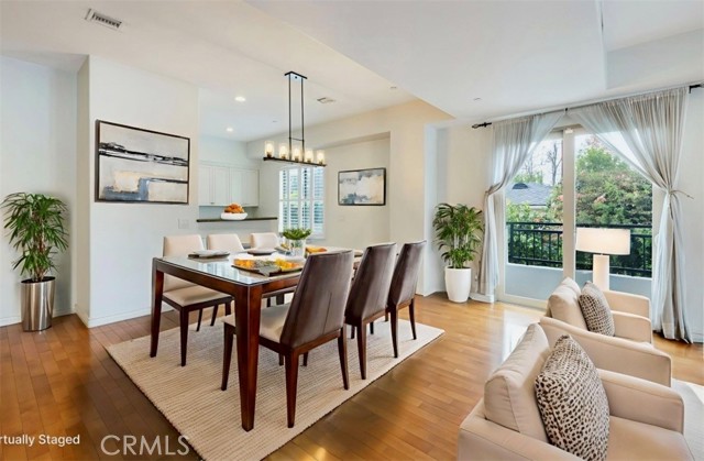 Detail Gallery Image 10 of 44 For 5027 Colfax #1,  North Hollywood,  CA 91601 - 3 Beds | 2/1 Baths