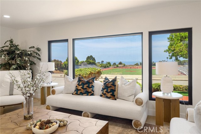 2112 Via Pacheco, Palos Verdes Estates, California 90274, 4 Bedrooms Bedrooms, 0 ,3 BathroomsBathrooms,Residential,For Sale,Via Pacheco,0,PV26120763