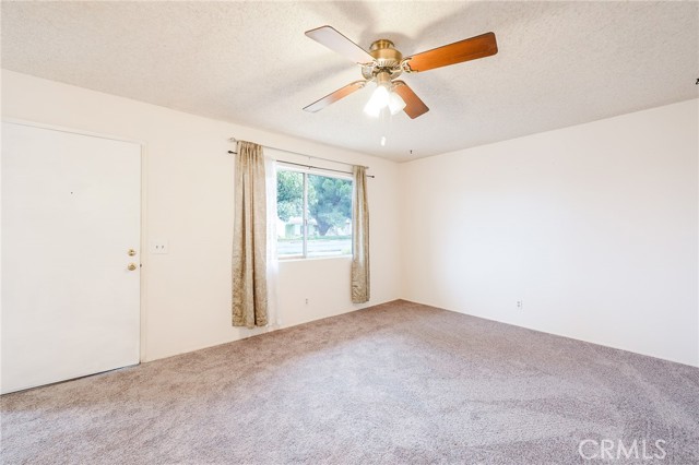 Detail Gallery Image 5 of 38 For 2131 Avenida Olivos, Hemet,  CA 92545 - 2 Beds | 1 Baths