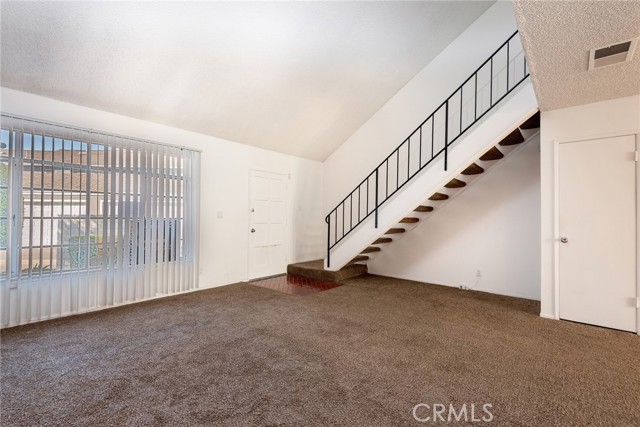 Detail Gallery Image 4 of 19 For 159 Lexington Ln, Costa Mesa,  CA 92626 - 1 Beds | 1/1 Baths