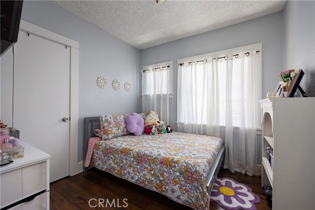 Detail Gallery Image 9 of 17 For 643 Elm Ave, Long Beach,  CA 90802 - – Beds | – Baths