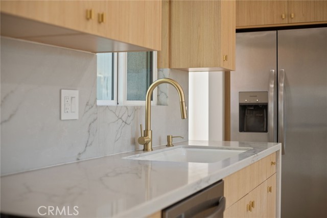 Detail Gallery Image 6 of 22 For 4868 La Roda, Los Angeles,  CA 90041 - 3 Beds | 1 Baths