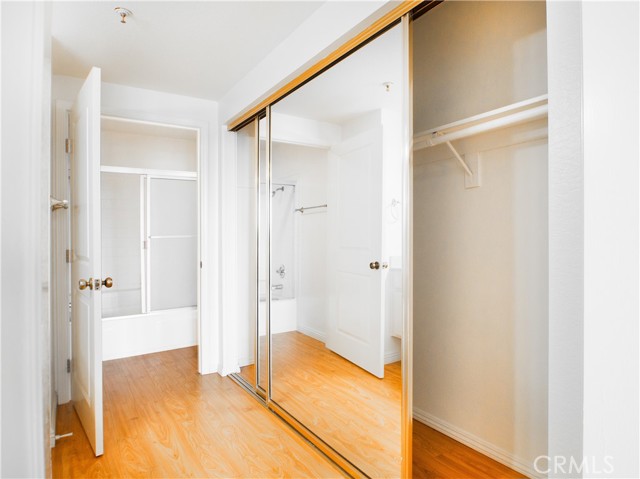 Detail Gallery Image 14 of 34 For 2559 Plaza Del Amo #205,  Torrance,  CA 90503 - 2 Beds | 2/1 Baths