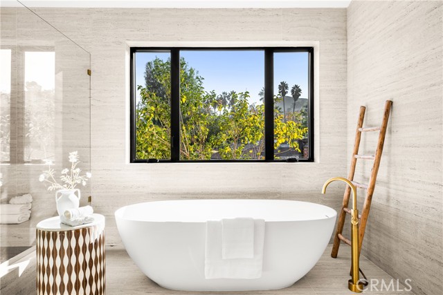 Detail Gallery Image 29 of 49 For 4018 Coldwater Canyon Ave, Studio City,  CA 91604 - 6 Beds | 6/1 Baths