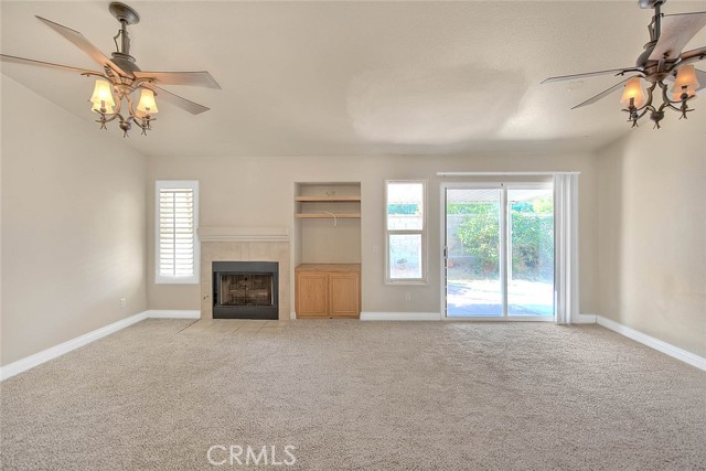 Detail Gallery Image 7 of 57 For 14655 Texas Ct, Fontana,  CA 92336 - 3 Beds | 2 Baths