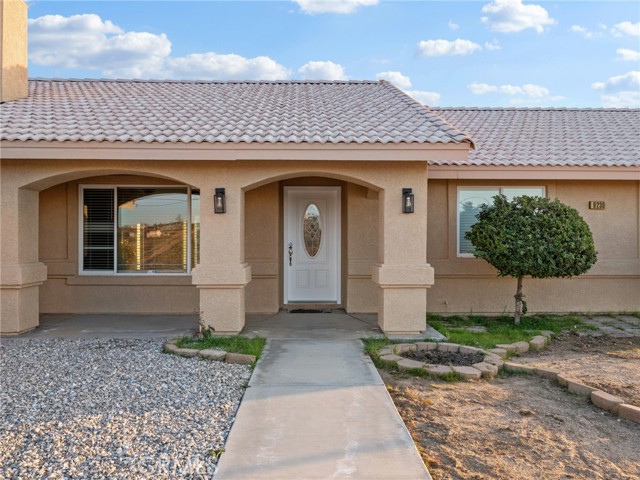 Detail Gallery Image 13 of 48 For 9230 Allegra Vista, Apple Valley,  CA 92308 - 4 Beds | 2 Baths