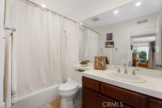Detail Gallery Image 27 of 46 For 24 Cormorant, Newport Beach,  CA 92660 - 2 Beds | 2 Baths