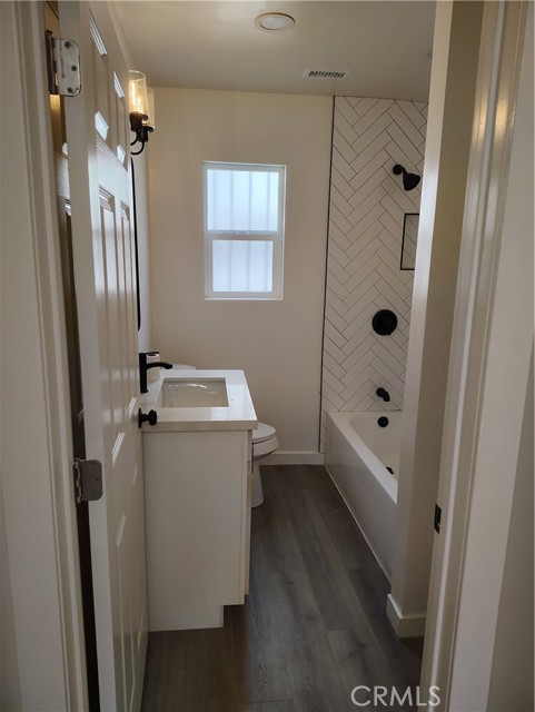 Detail Gallery Image 20 of 29 For 231 E Century, Los Angeles,  CA 90003 - 2 Beds | 1/1 Baths