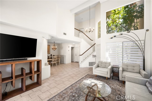7 Cascada, Rancho Santa Margarita CA: https://media.crmls.org/medias/099889f8-cf69-4d77-8df3-45e3bf995f6b.jpg