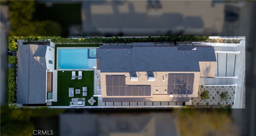 https://media.crmls.org/medias/09995c8a-f7b3-4d91-9ef4-11af439b6a67.jpg?preset=X-Large