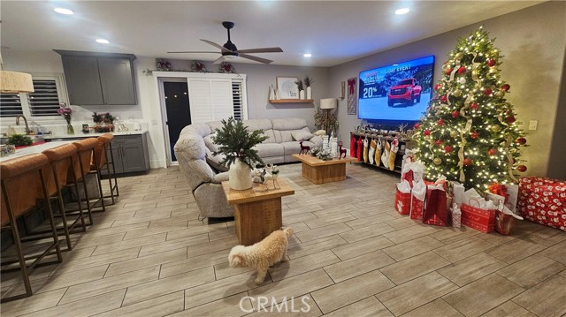 Image 9 of 61 For 7556 Frazer  