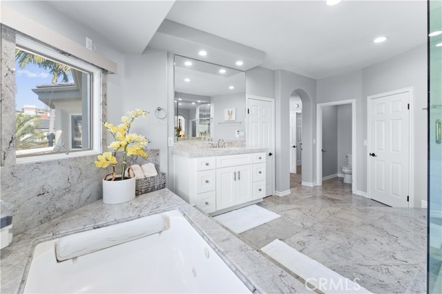 28081 Tefir, Mission Viejo CA: https://media.crmls.org/medias/099ac691-1857-4032-adee-3cbd20827f85.jpg