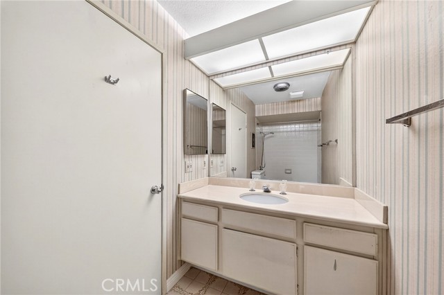 Detail Gallery Image 38 of 45 For 4210 via Arbolada #220,  Los Angeles,  CA 90042 - 2 Beds | 2 Baths