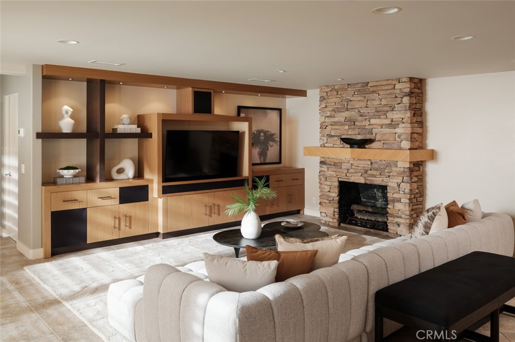 MLS #OC26193276 image #22