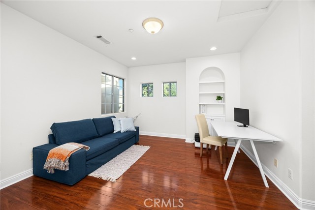 Detail Gallery Image 18 of 38 For 470 W Duarte #B,  Arcadia,  CA 91007 - 3 Beds | 2/1 Baths