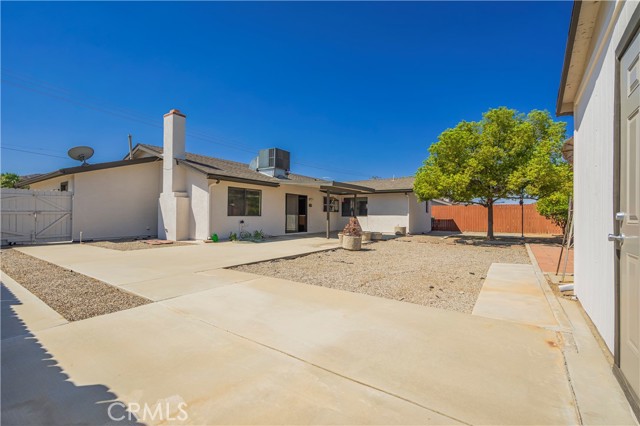 Detail Gallery Image 7 of 32 For 41476 Thornton Ave, Hemet,  CA 92544 - 3 Beds | 2 Baths