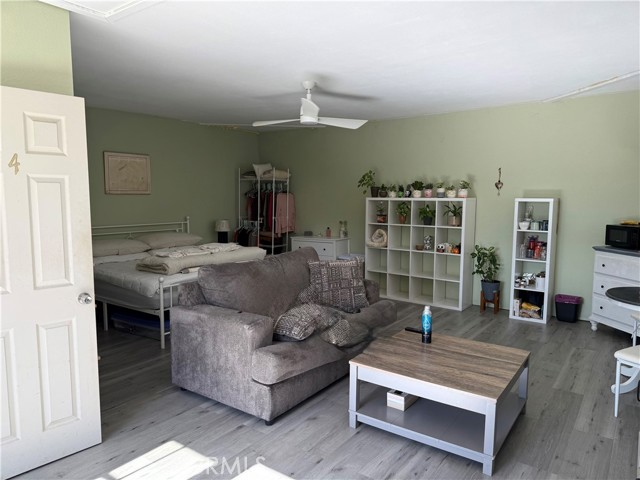 Detail Gallery Image 27 of 39 For 15911 Dundalk Ln, Huntington Beach,  CA 92647 - 3 Beds | 2 Baths