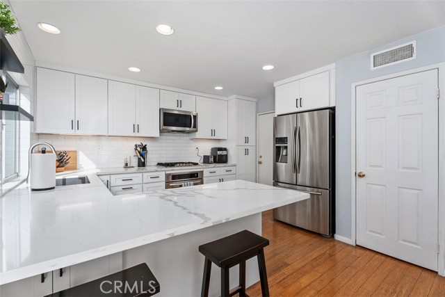 Detail Gallery Image 13 of 33 For 26 Richemont, Aliso Viejo,  CA 92656 - 3 Beds | 3 Baths