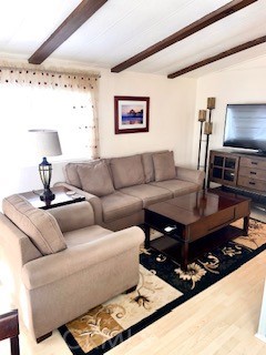 MLS #OC25058790 img 3